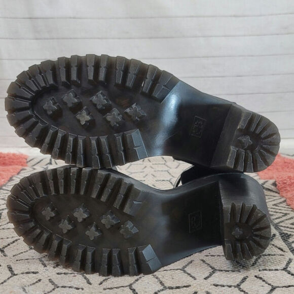 DR. MARTEN'S MEDEA PLATFORM SANDAL IN BLACK, SZ 9 - Picture 10 of 15